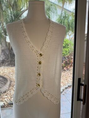 Anniewear Cream Crochet-Trim Knit Button Front Vest NWT